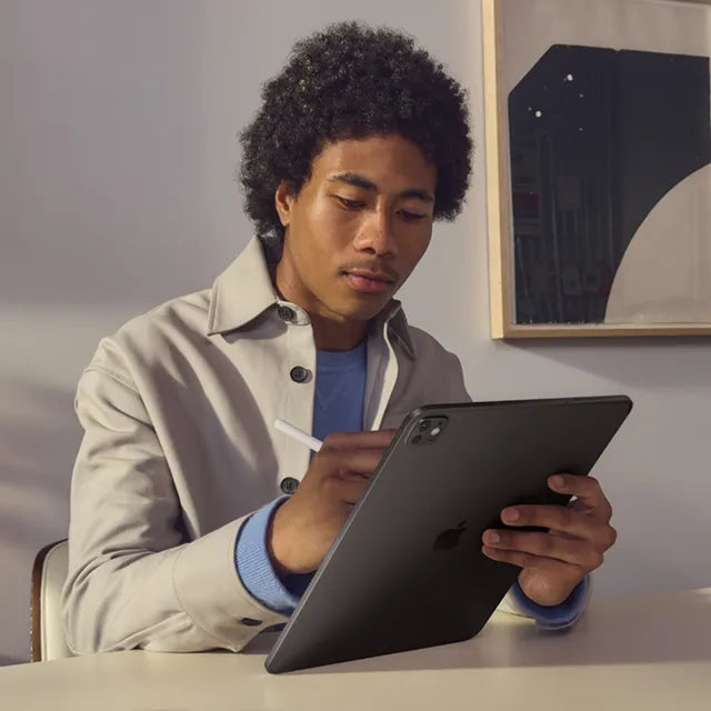 Apple iPad Pro 13-inch (M5 Chip, 2025) Wi-Fi